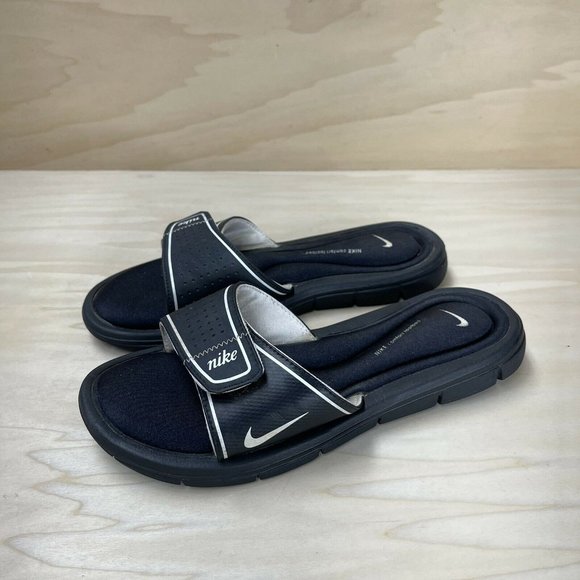 Nike Womens Comfort Footbed Memory Foam Flat Black White Slide Sandals Size 8 - Picture 4 of 7